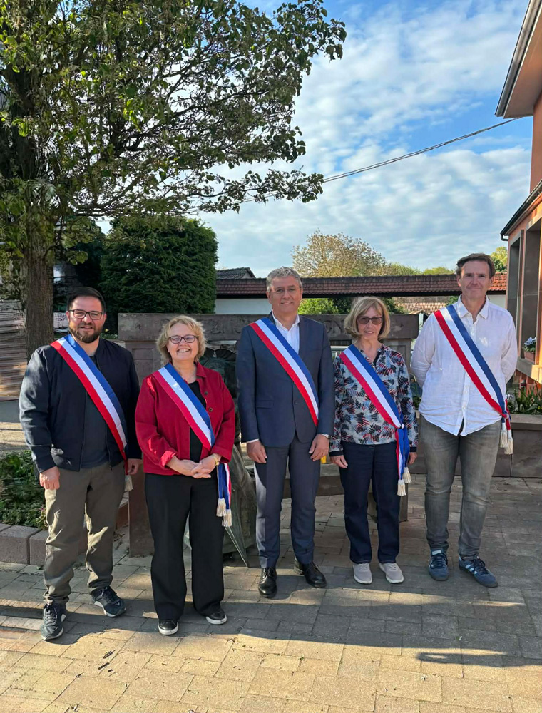le maire et les adjoints